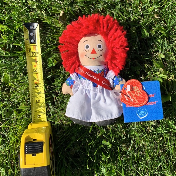 Raggedy Ann doll 85th anniversary - Picture 10 of 11